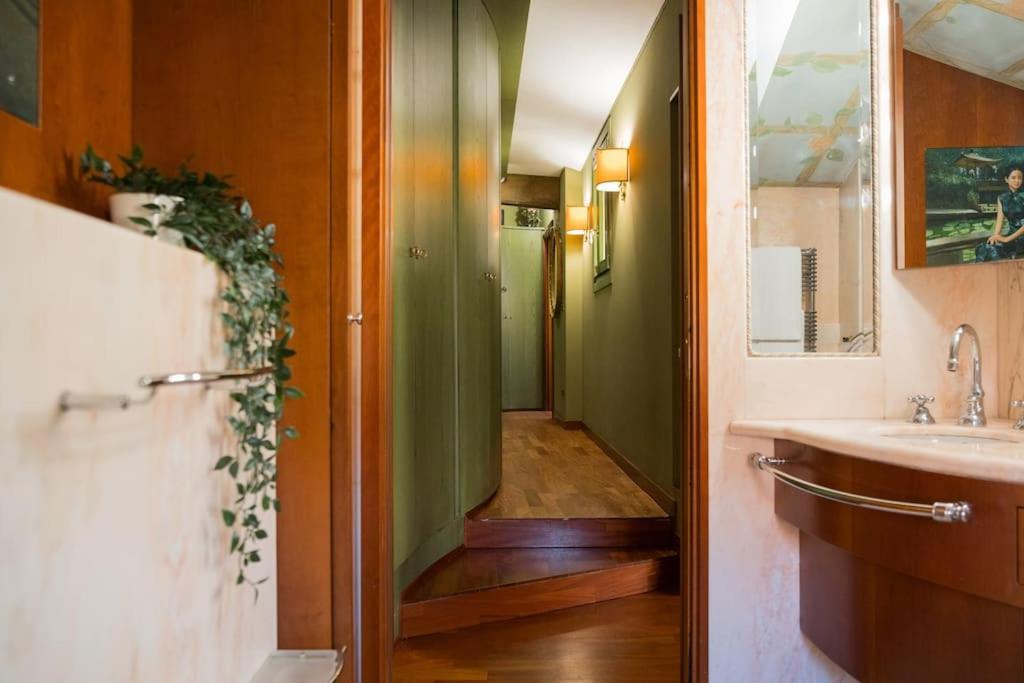 Carbonesi Luxury - Centro Storico Apartamento Bolonha Exterior foto